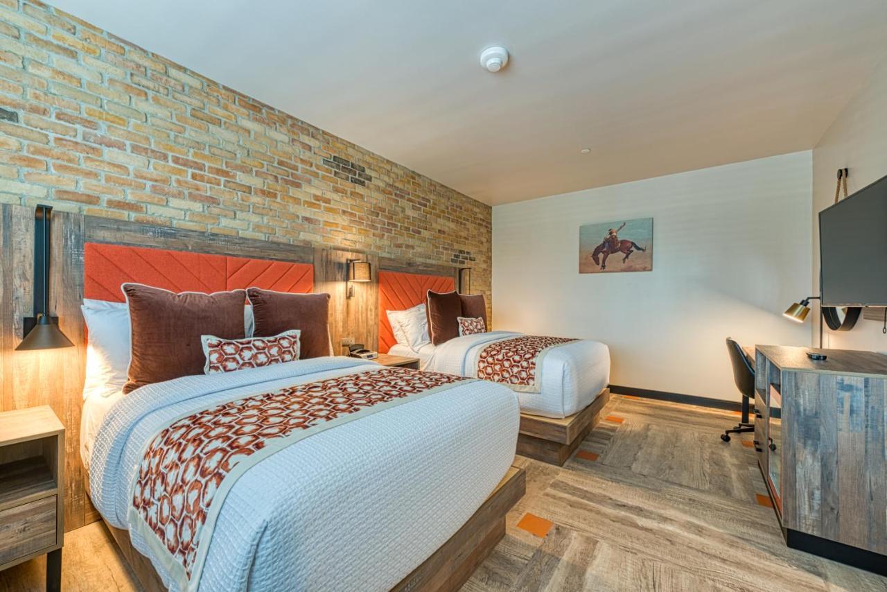 Hotel Lexen Newhall & Santa Clarita - Near Six Flags Magic Mountain エクステリア 写真