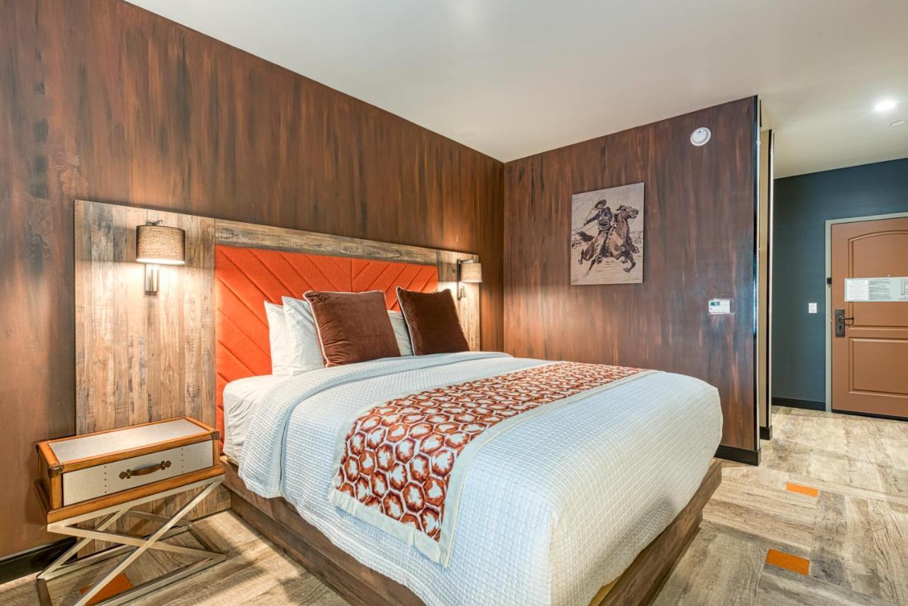 Hotel Lexen Newhall & Santa Clarita - Near Six Flags Magic Mountain エクステリア 写真