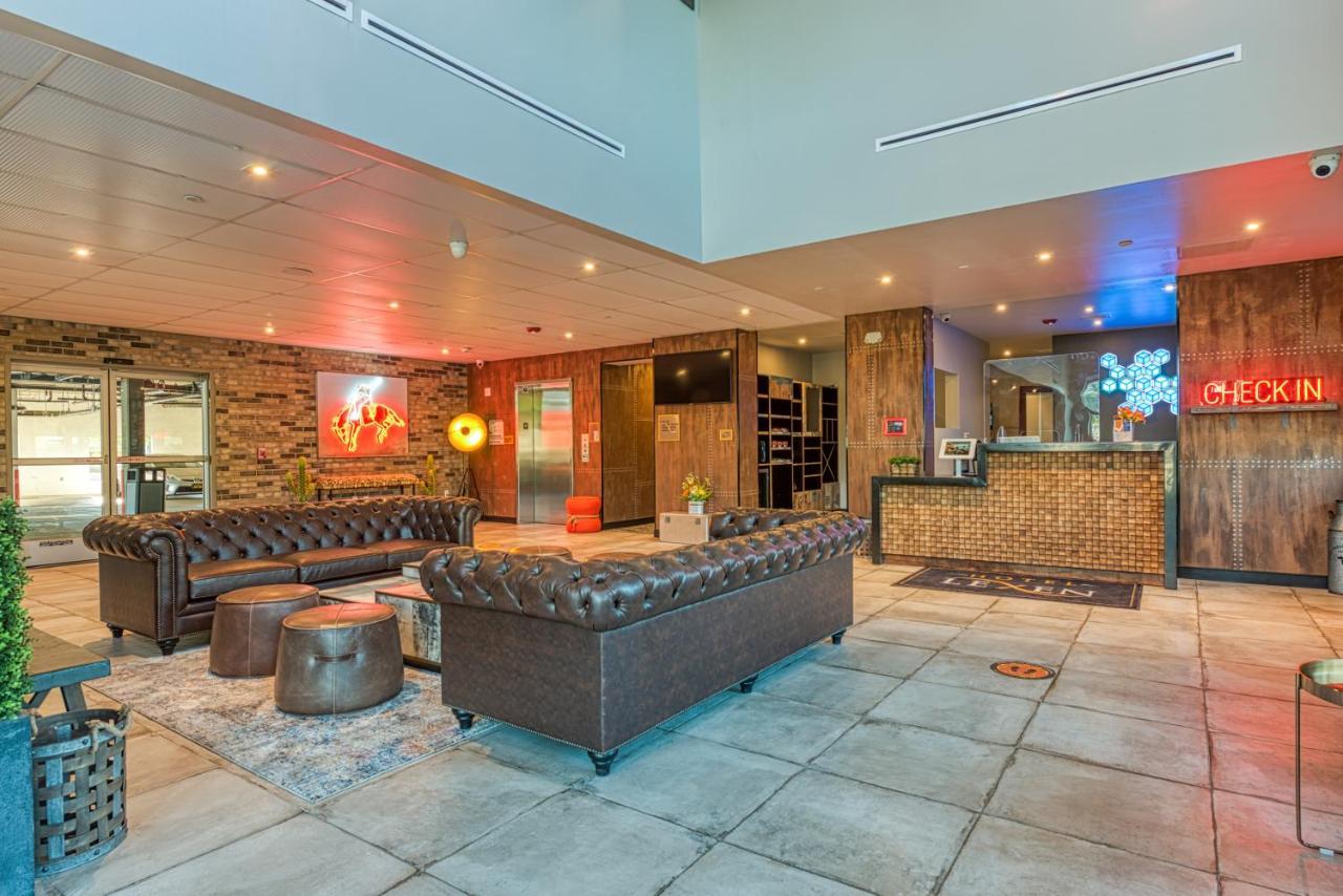 Hotel Lexen Newhall & Santa Clarita - Near Six Flags Magic Mountain エクステリア 写真