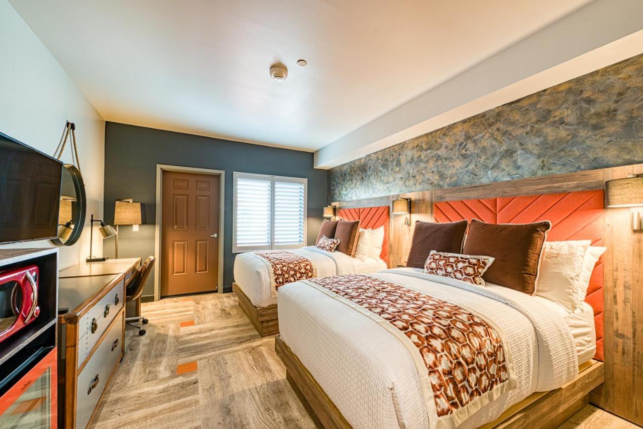 Hotel Lexen Newhall & Santa Clarita - Near Six Flags Magic Mountain エクステリア 写真